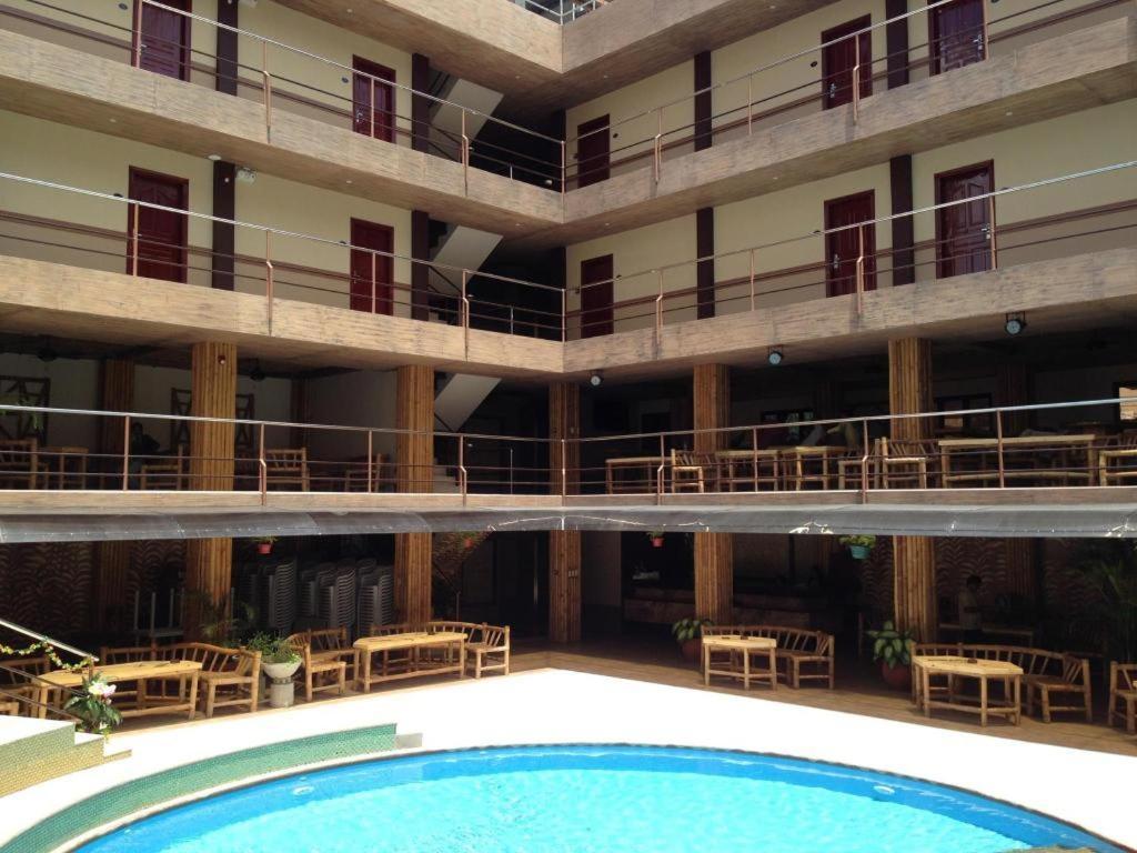 Score Birds Hotel آنغلوس المظهر الخارجي الصورة