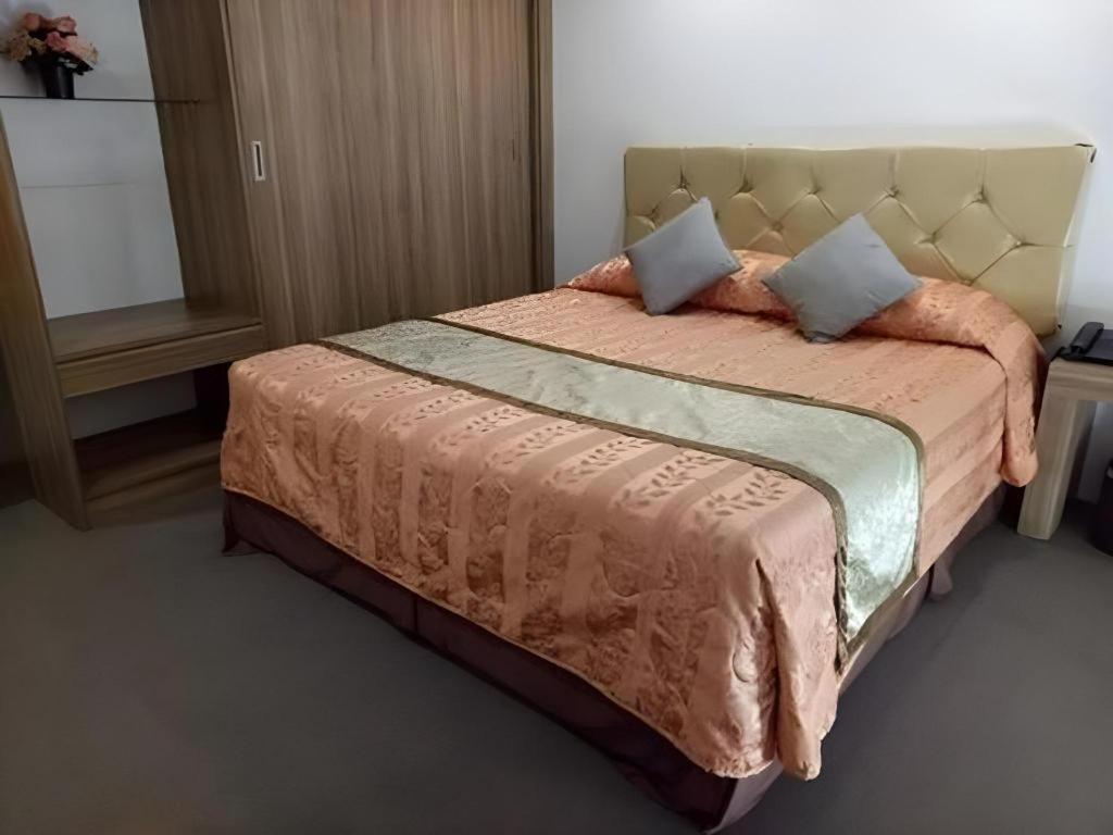 Score Birds Hotel آنغلوس المظهر الخارجي الصورة
