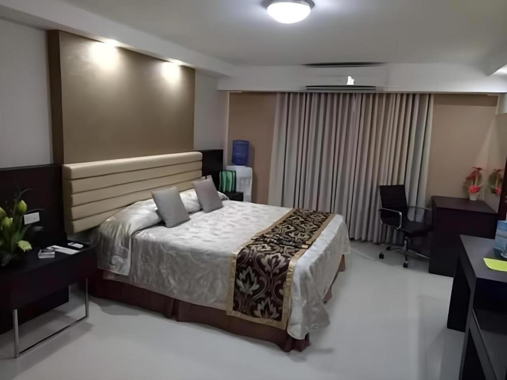 Score Birds Hotel آنغلوس المظهر الخارجي الصورة